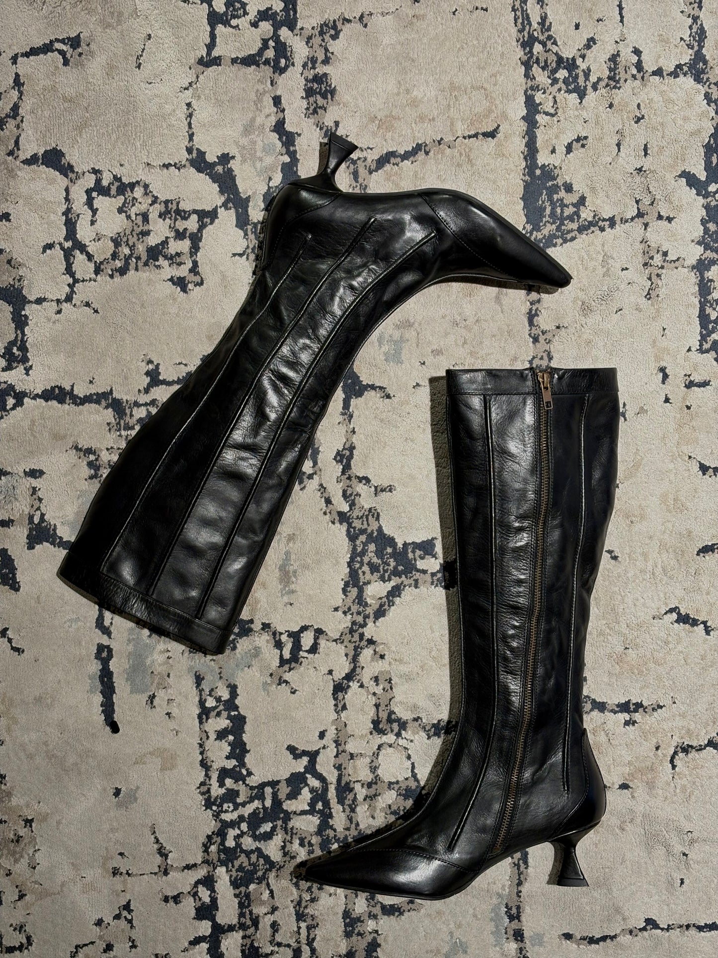 Stivali alti tacco rocchetto