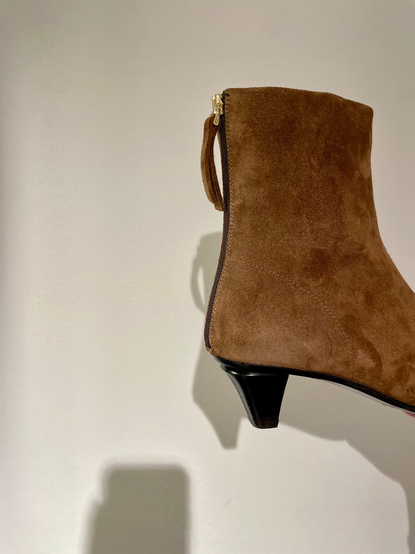 Stivaletto alla caviglia in suede