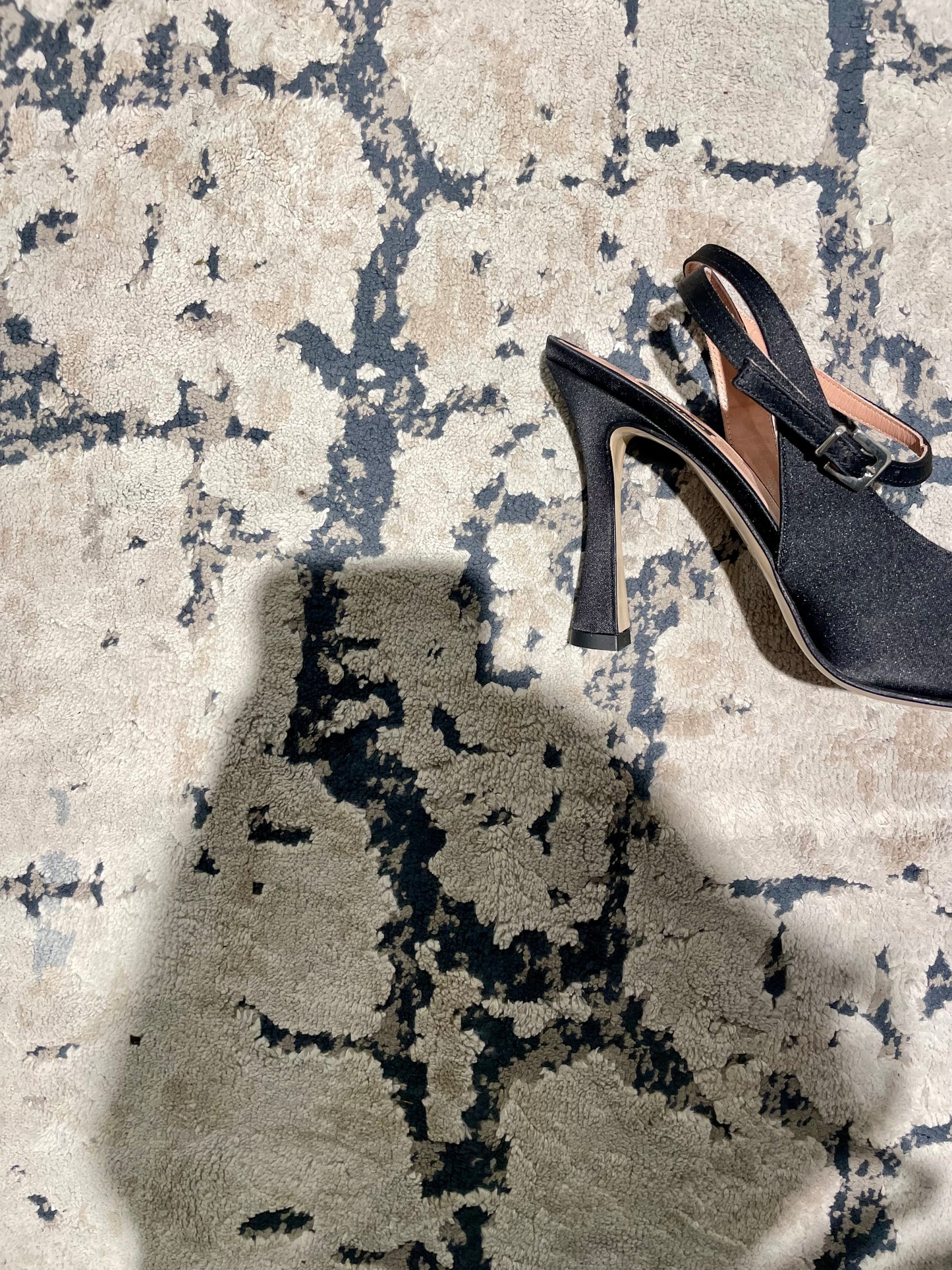 Sling back con cinturino