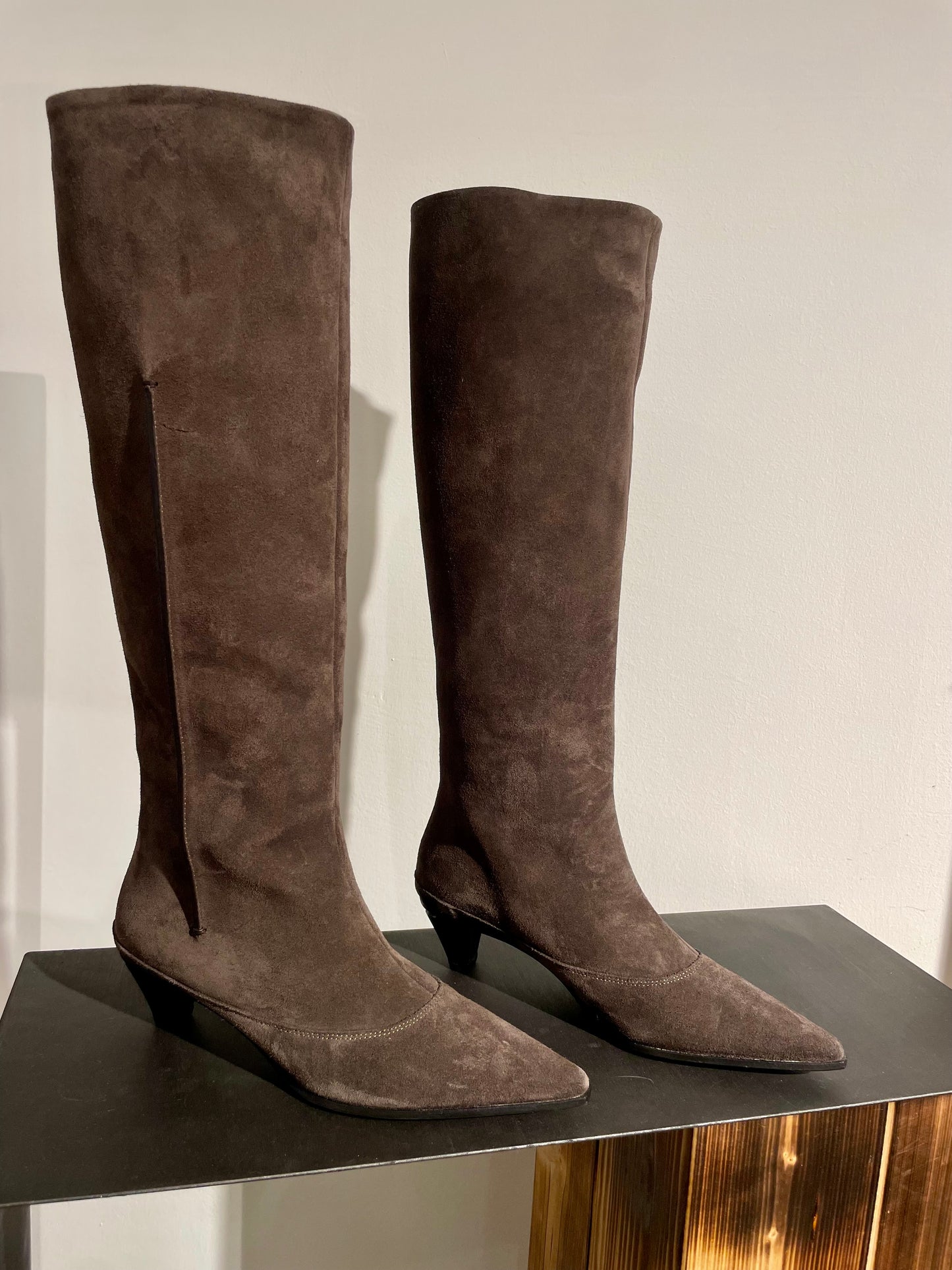 Stivale al ginocchio in suede