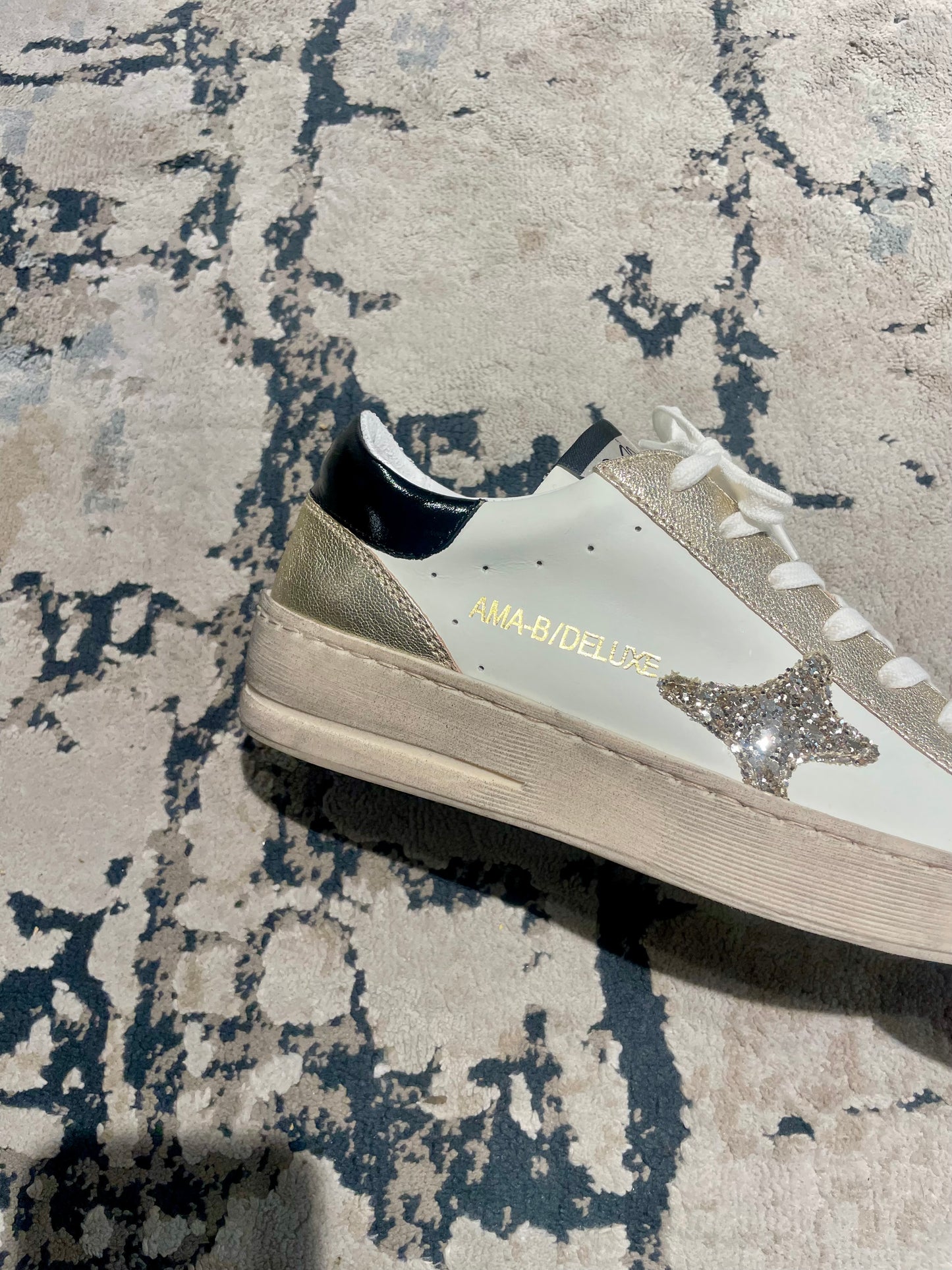 Sneakers bianca/oro