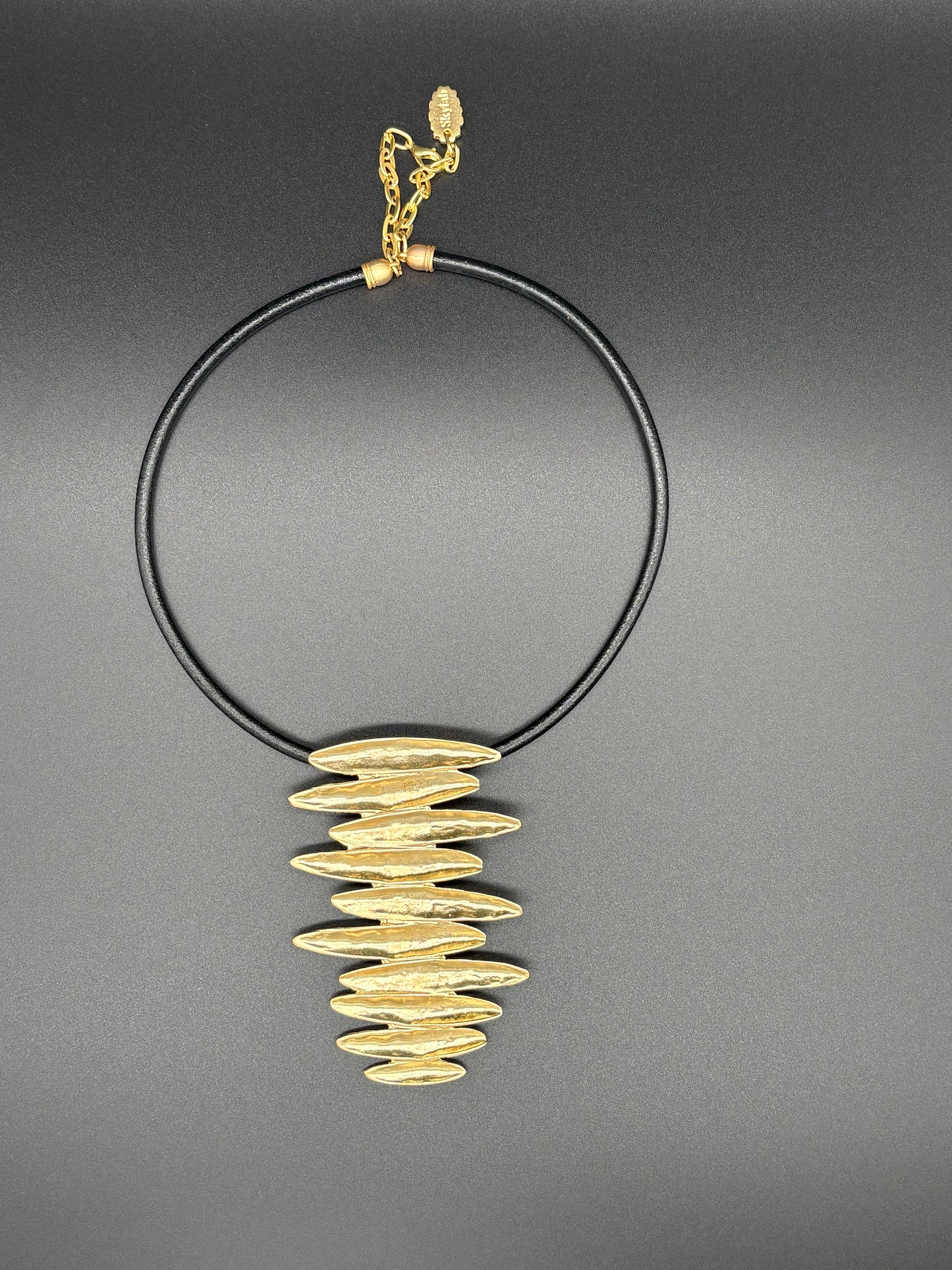Collana ESSENZA