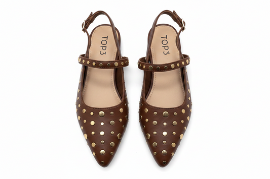 Slingback Borchiata in Pelle