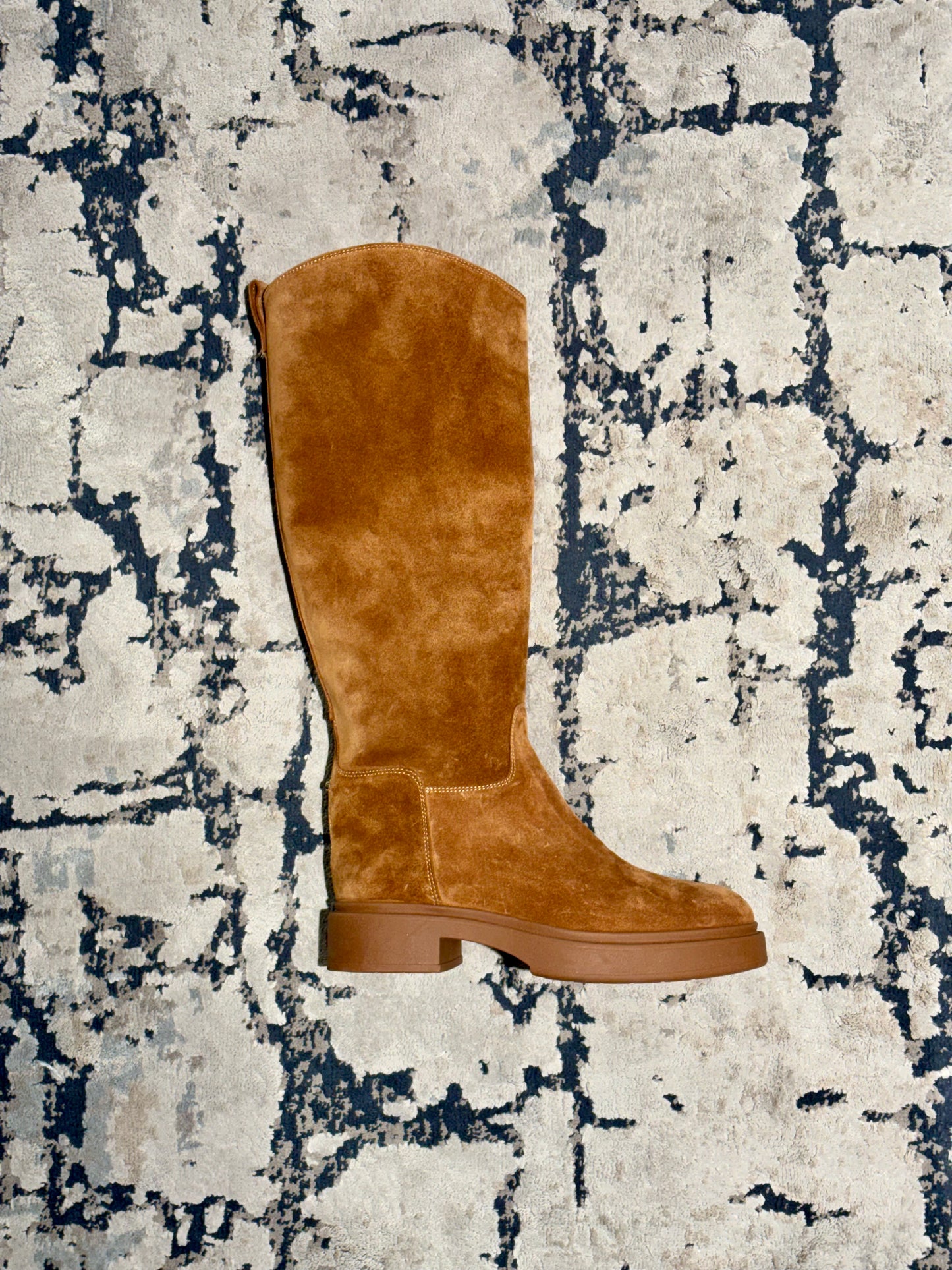 Stivali alti scamosciati color cammello