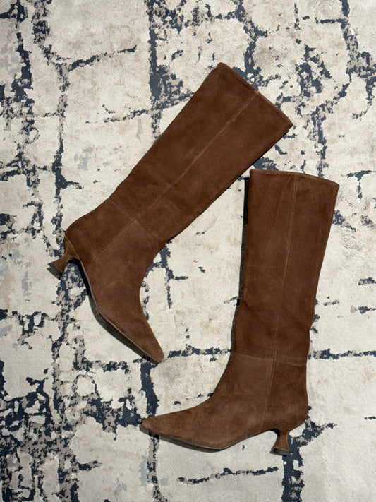 Stivali scamosciati tacco a rocchetto