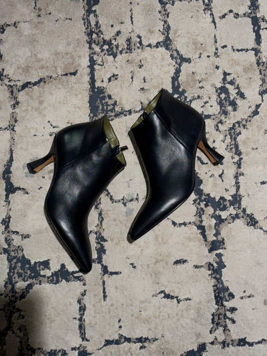 Tronchetti neri in pelle