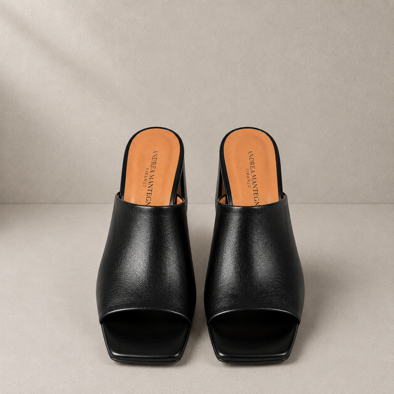 Mule Nera Tacco Largo
