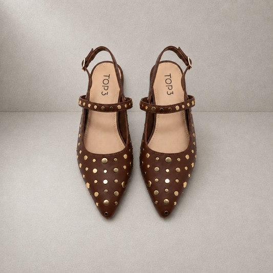 Slingback Borchiata in Pelle