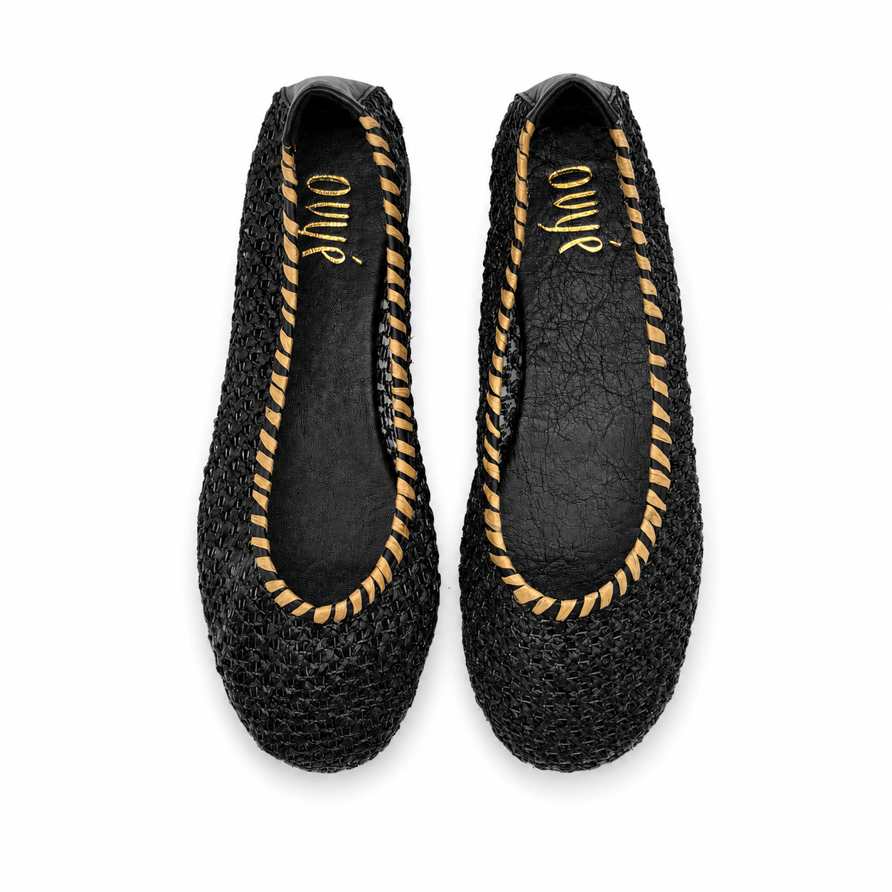 Ballerina nera con bordo dorato