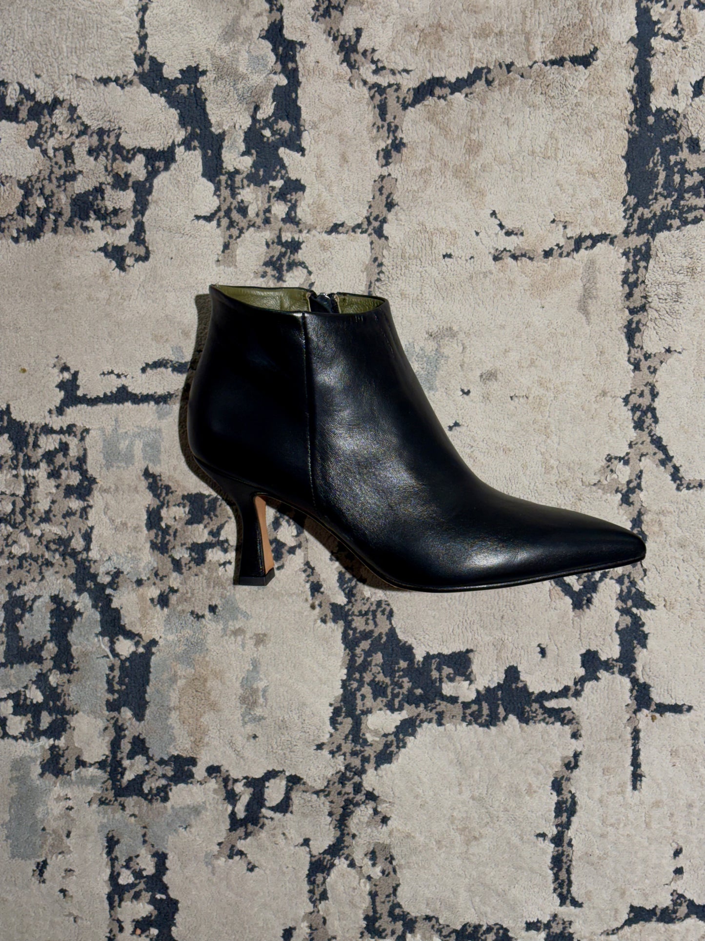 Tronchetti neri in pelle