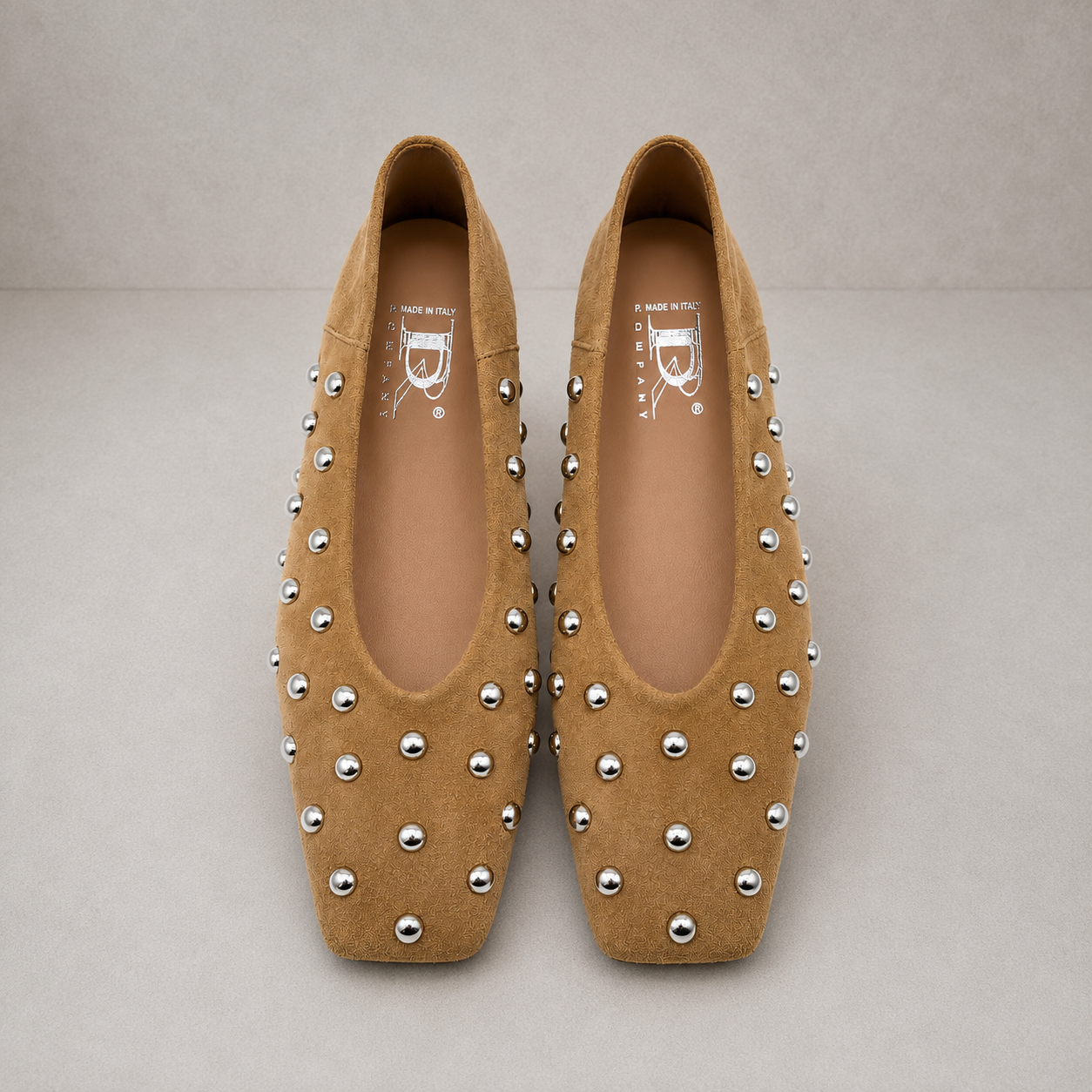 Ballerine cammello Borchie argento