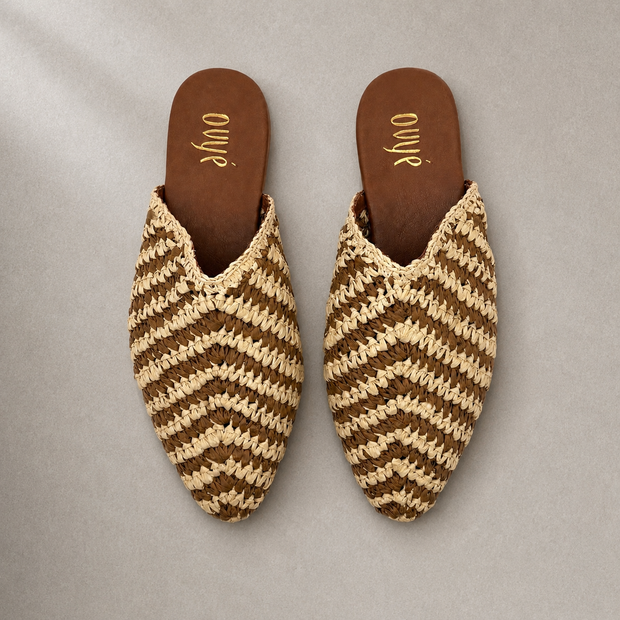 Mules in Rafia intrecciata