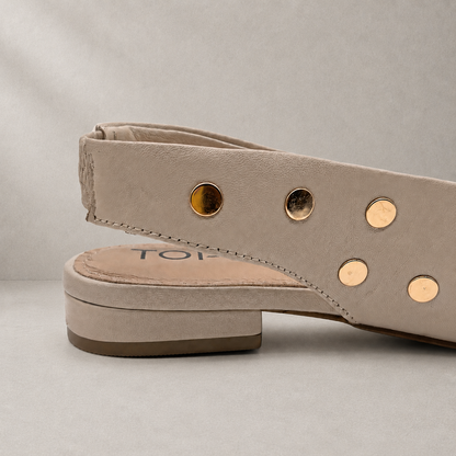Slingback Beige con Borchie Oro