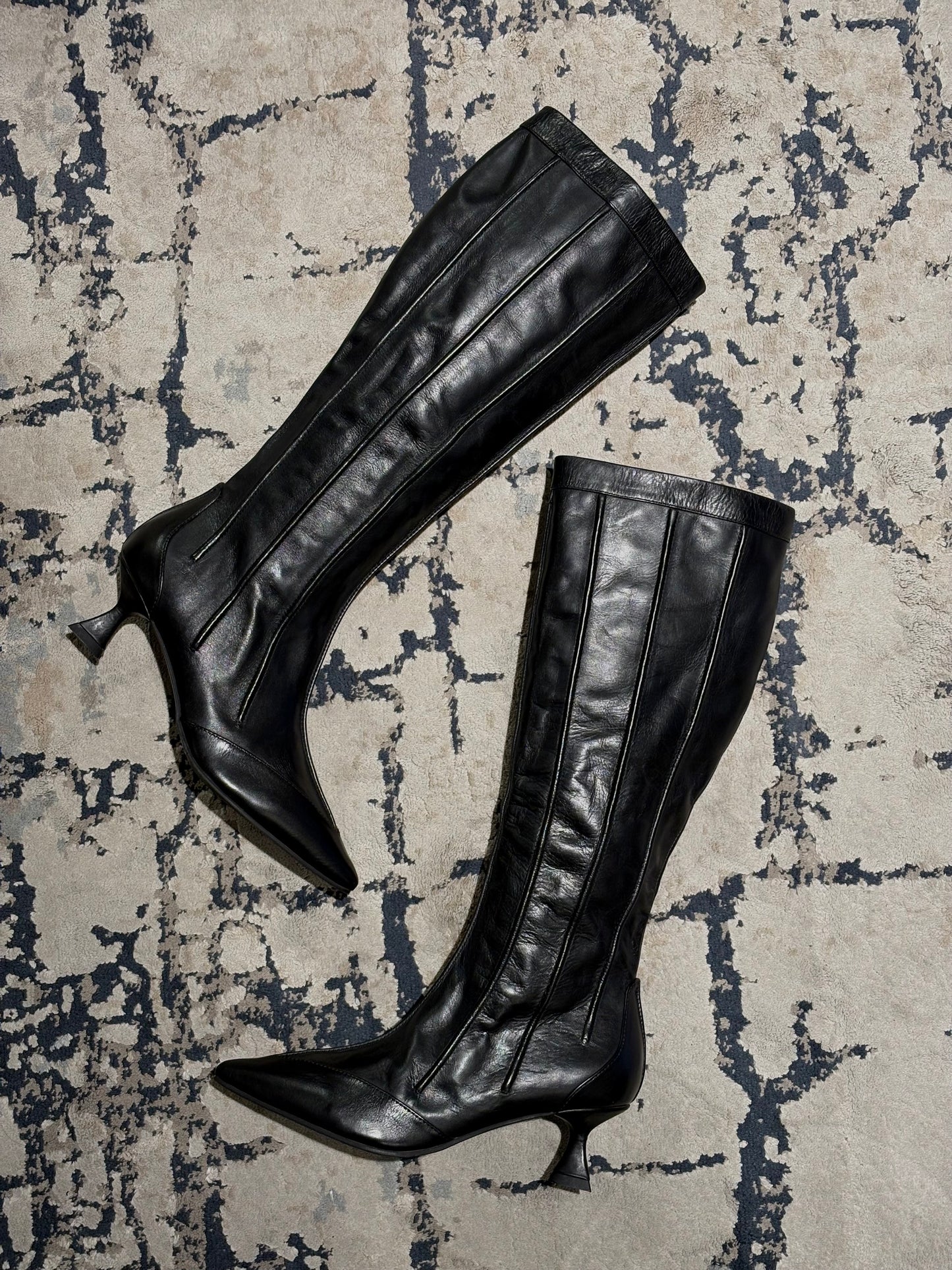 Stivali alti tacco rocchetto