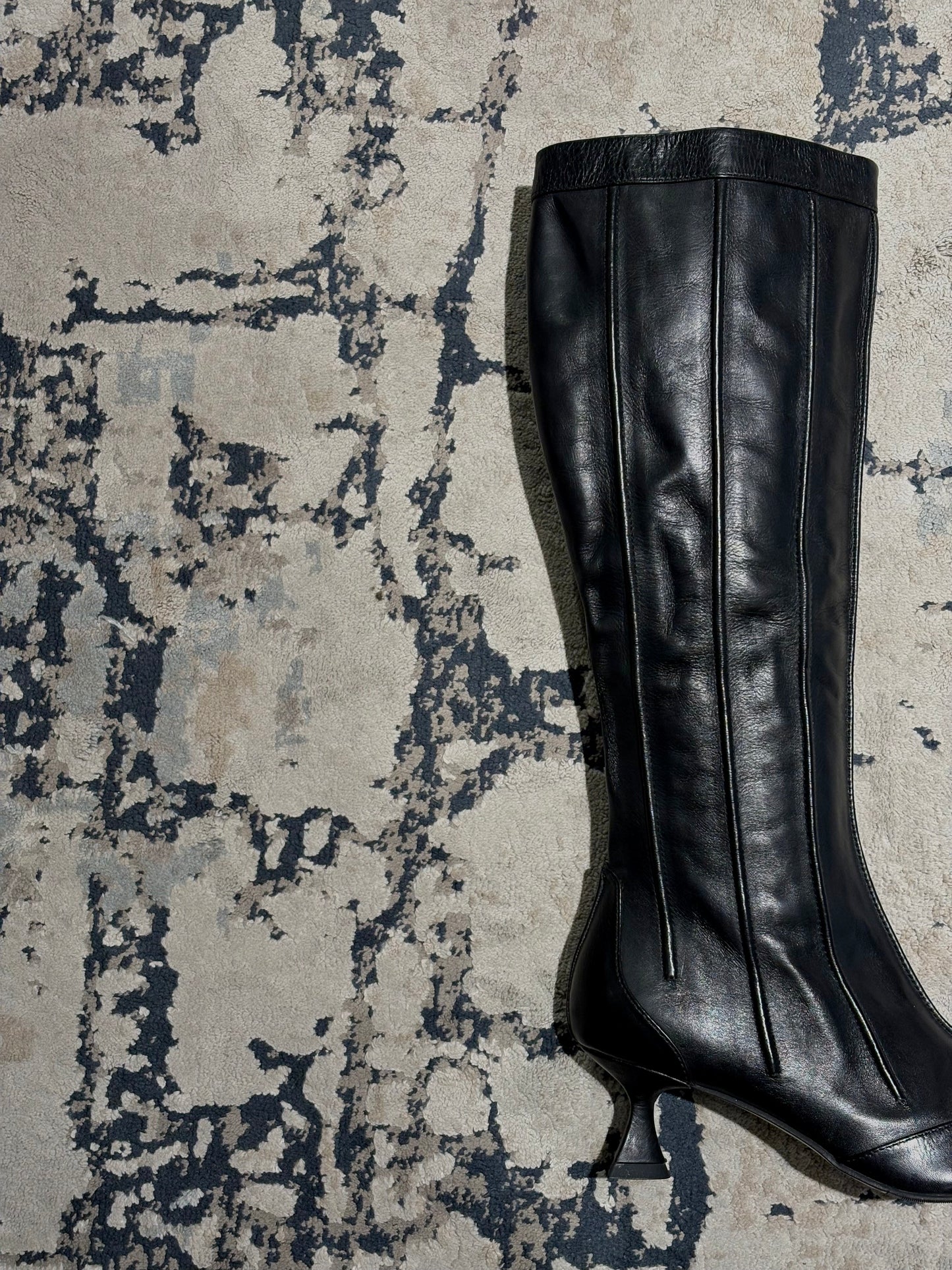 Stivali alti tacco rocchetto