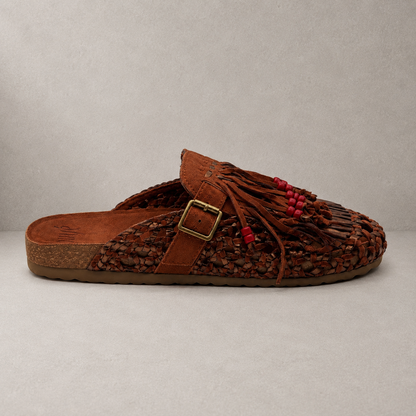 Sabot in Pelle Intrecciata con Frange e Perline