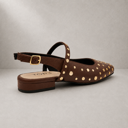 Slingback Borchiata in Pelle
