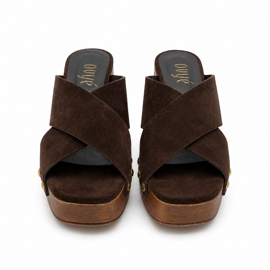 Zoccolo in Suede con Fasce Incrociate e Tacco in Legno