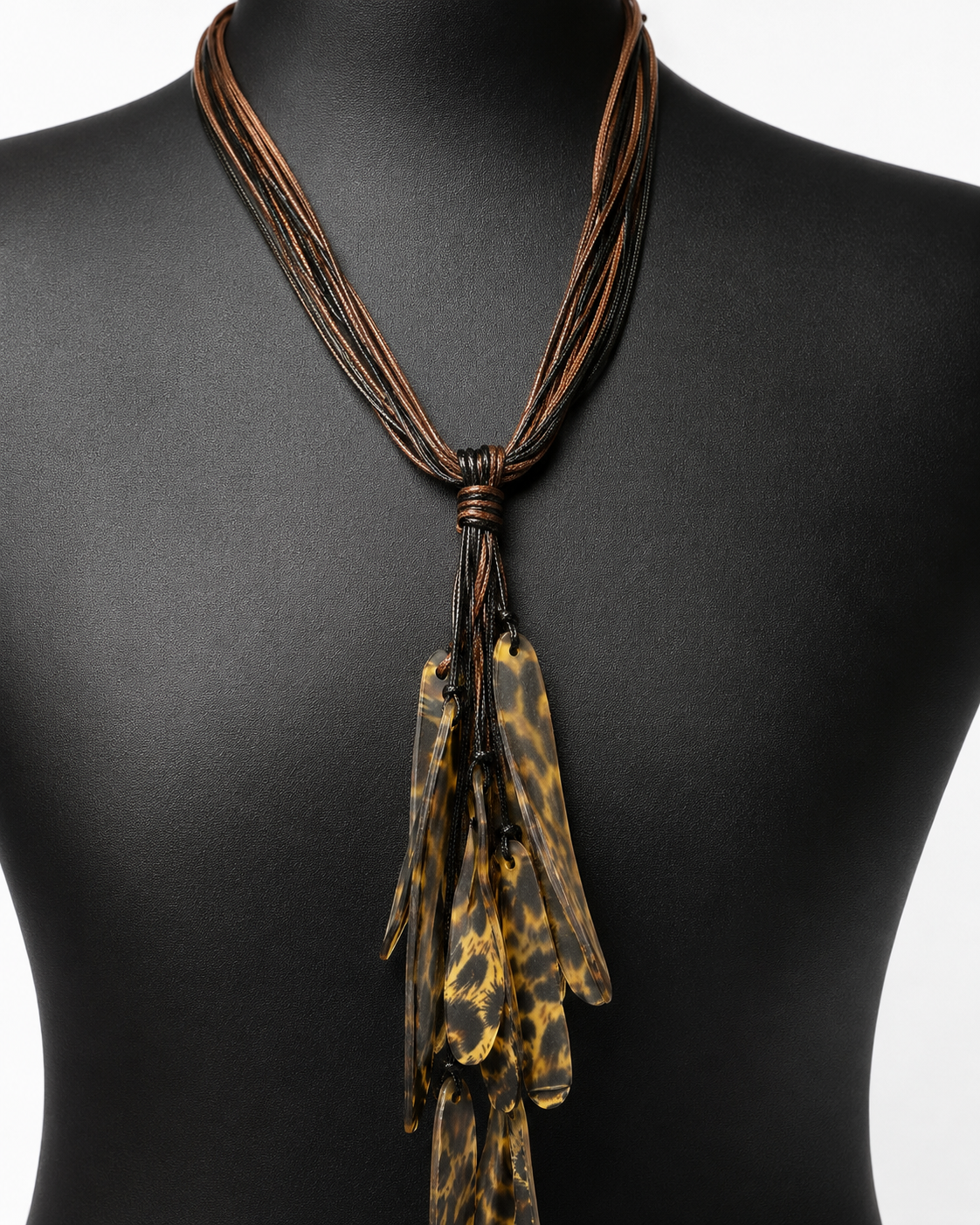 Collana cascata