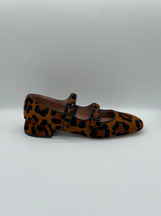 Pumps double strap leopard