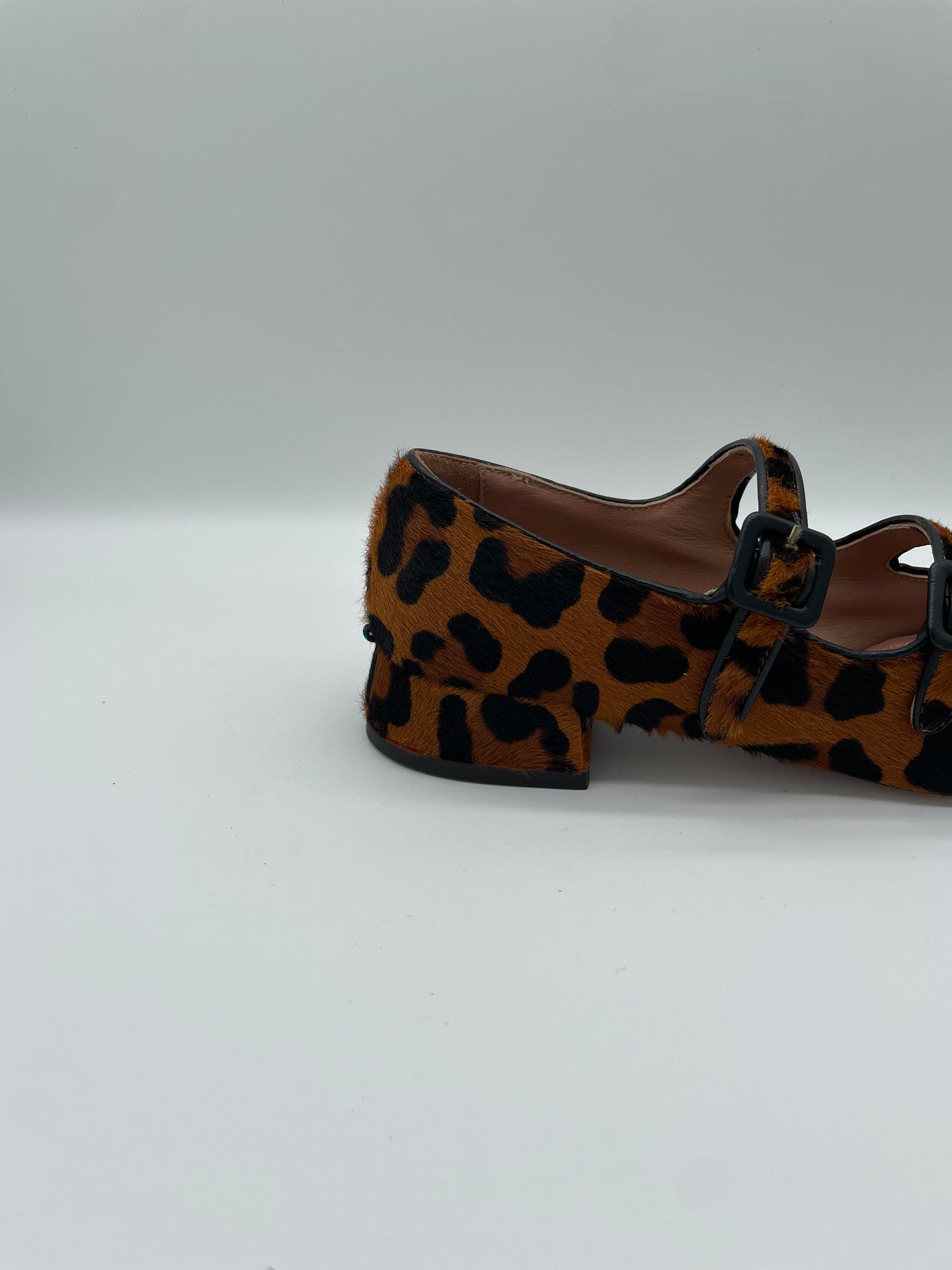 Pumps double strap leopard